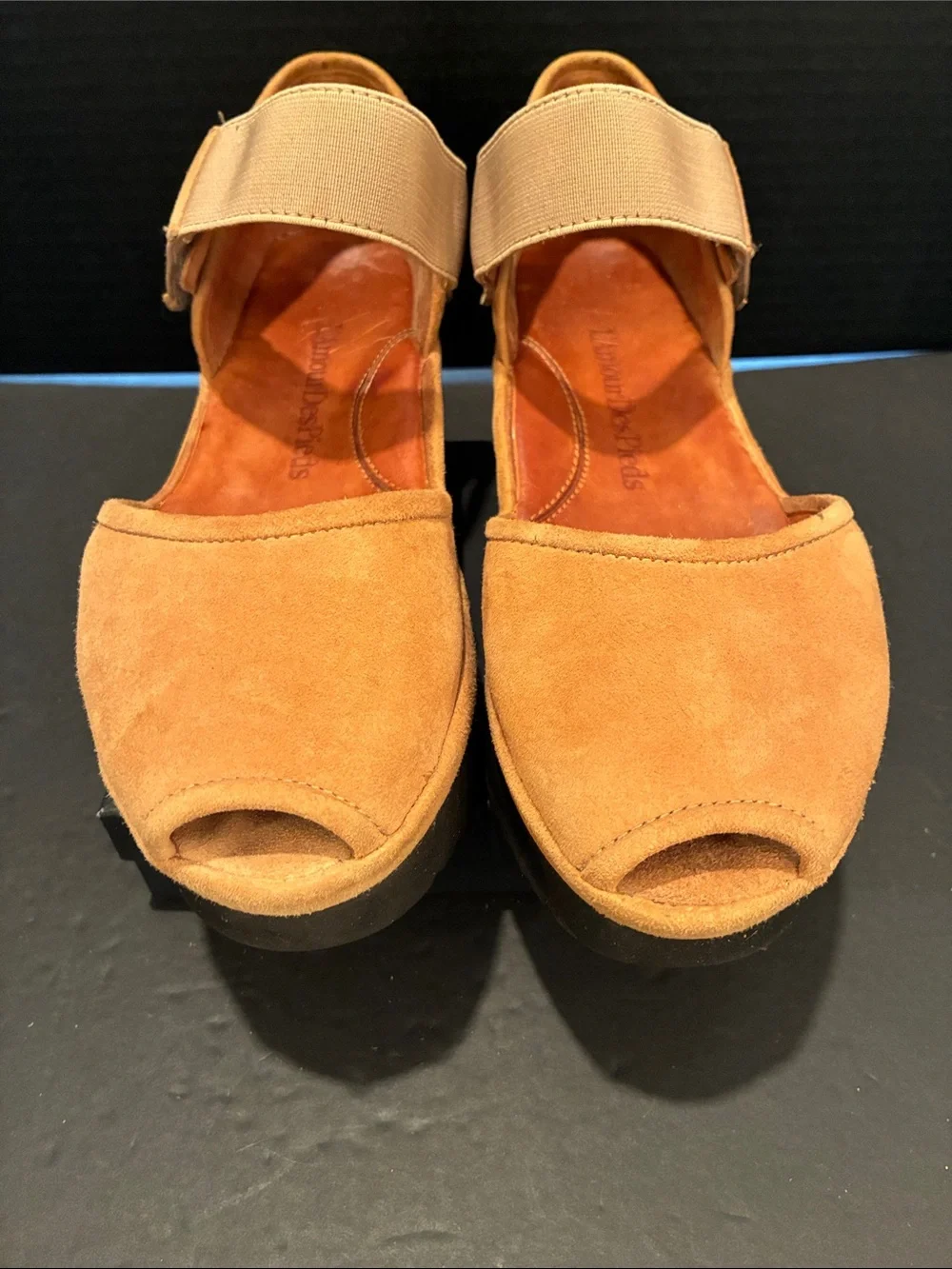 L'Amour Des Pieds Amadour platform sandal in tan suede.  Open Toe/Mary Jane